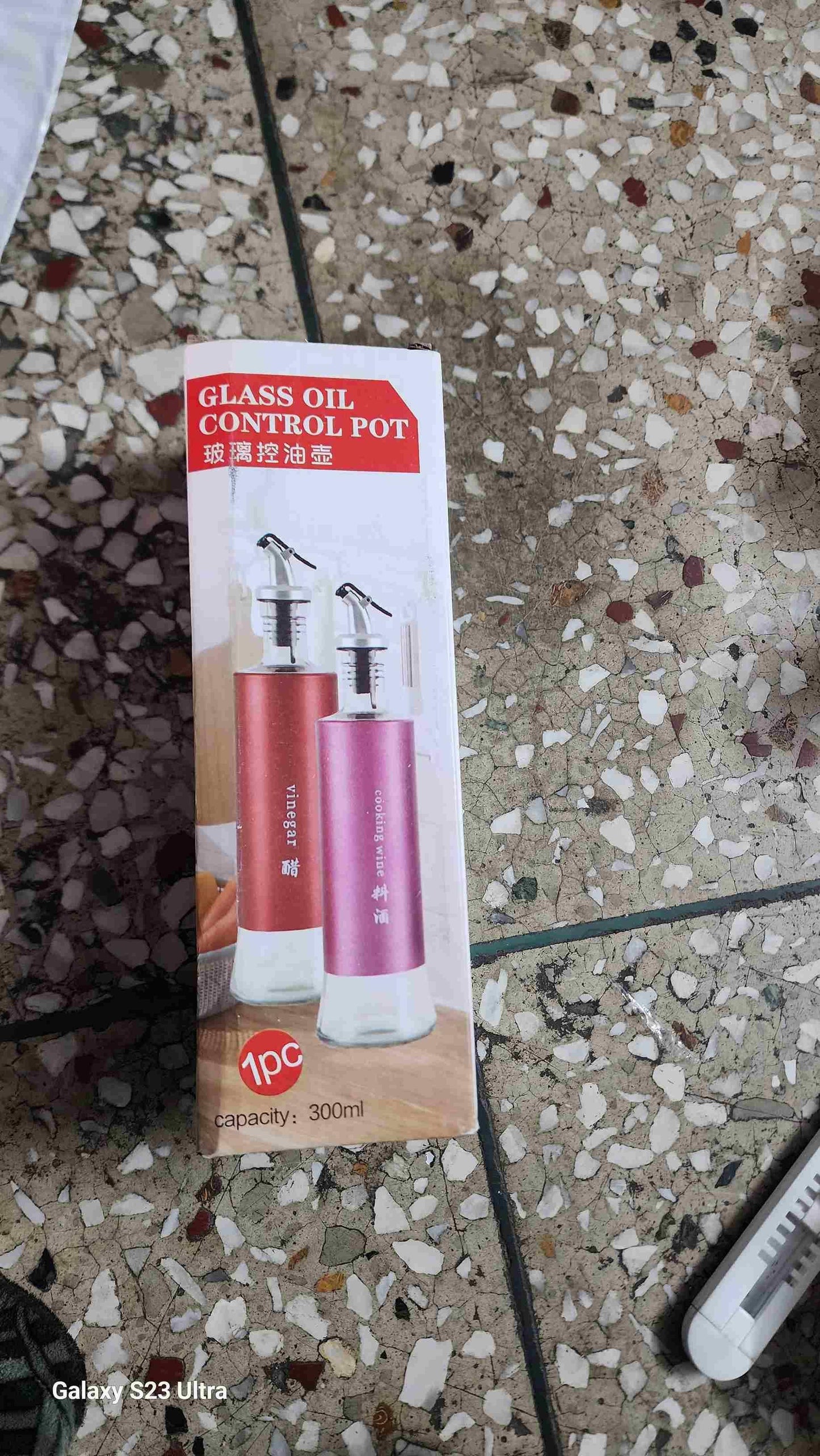 🍳 Oil Dispenser Bottle – Automatic Opening & Closing Oil Pot